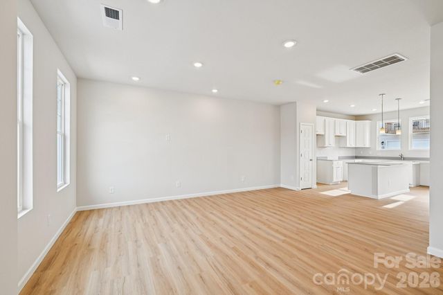 211 Vanguard Lane 18, Cramerton, NC 28032