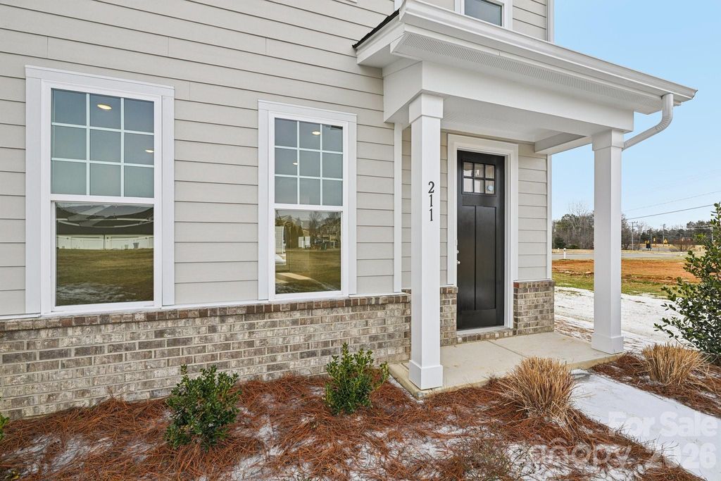 211 Vanguard Lane 18, Cramerton, NC 28032