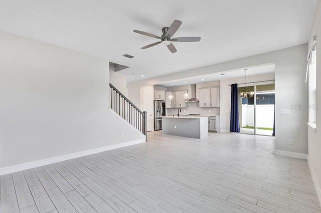 11902 LANDING POINT LOOP, Orlando, FL 32832