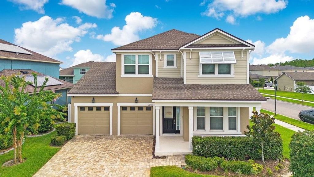 Image 2 of property listing at 11902 LANDING POINT LOOP, Orlando, FL 32832