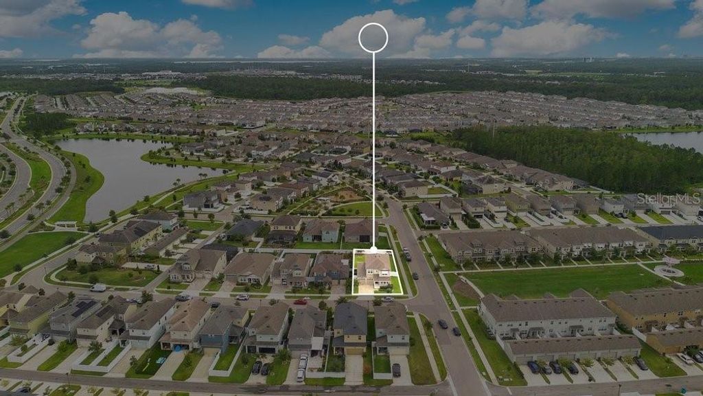 Image 34 of property listing at 11902 LANDING POINT LOOP, Orlando, FL 32832