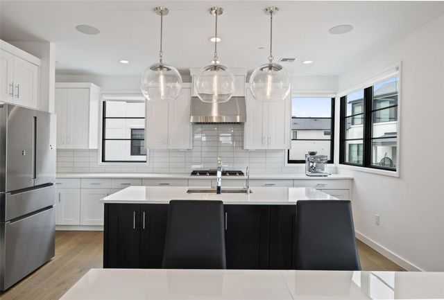 705 Ariana CT, Austin, TX 78746