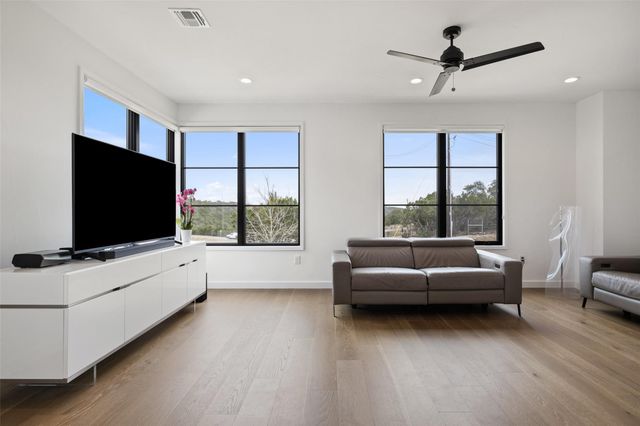 705 Ariana CT, Austin, TX 78746