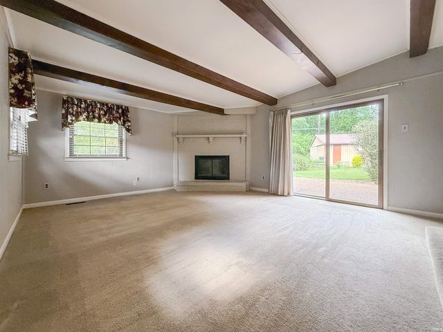 653 Greenview Drive, Evansville, IN 47711