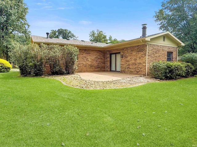 653 Greenview Drive, Evansville, IN 47711