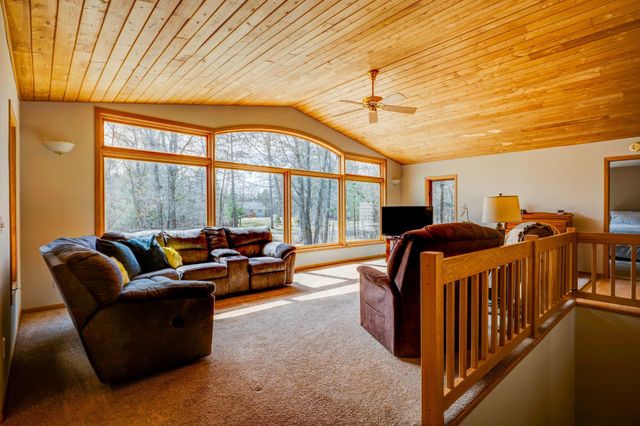 607 Maple Ridge Court NW, Bemidji, MN 56601