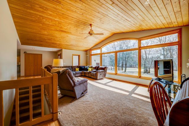 607 Maple Ridge Court NW, Bemidji, MN 56601