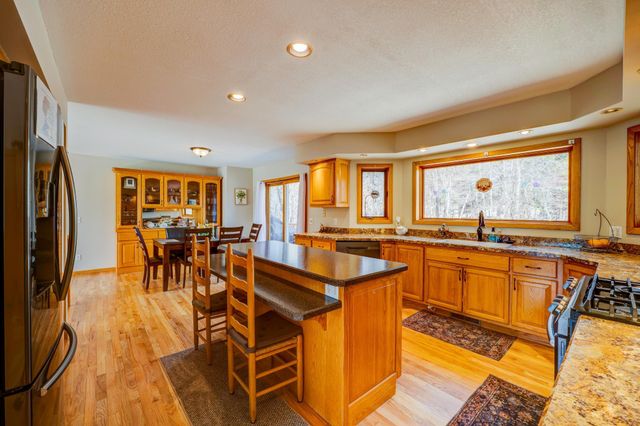 607 Maple Ridge Court NW, Bemidji, MN 56601