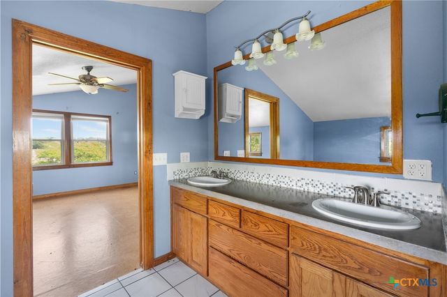 3706 E Main Street, Gatesville, TX 76528