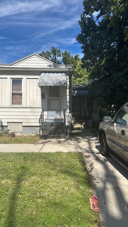 107 E 25th Street, Chicago Heights, IL 60411 — exterior