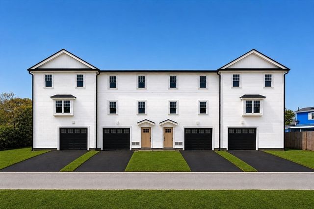 10 Harrison Ave 4, Bourne, MA 02532