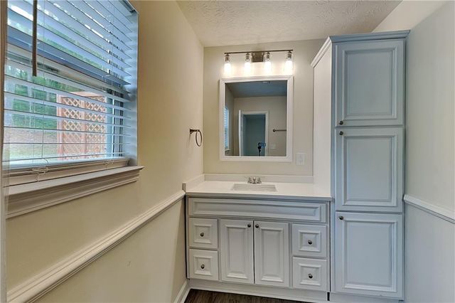 607 River Bend Circle SW, Smyrna, GA 30082