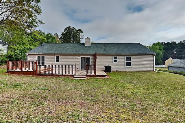 607 River Bend Circle SW, Smyrna, GA 30082