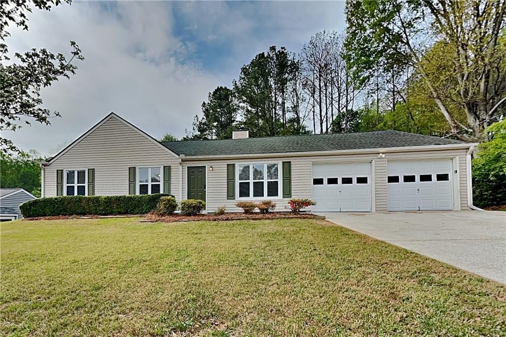 607 River Bend Circle SW, Smyrna, GA 30082
