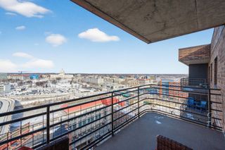 26 10th Street W 2004, Saint Paul, MN 55102