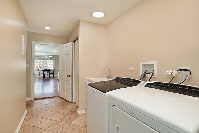 3806 Michael Lane, Glenview, IL 60026