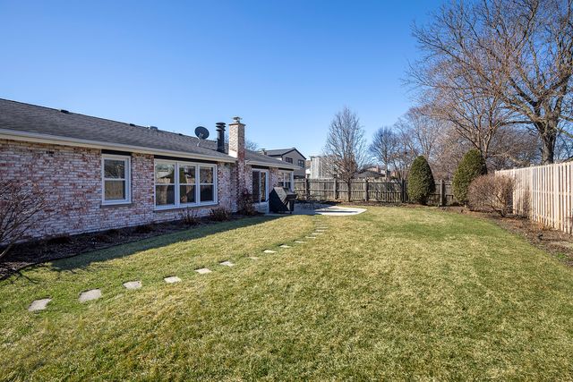 3806 Michael Lane, Glenview, IL 60026