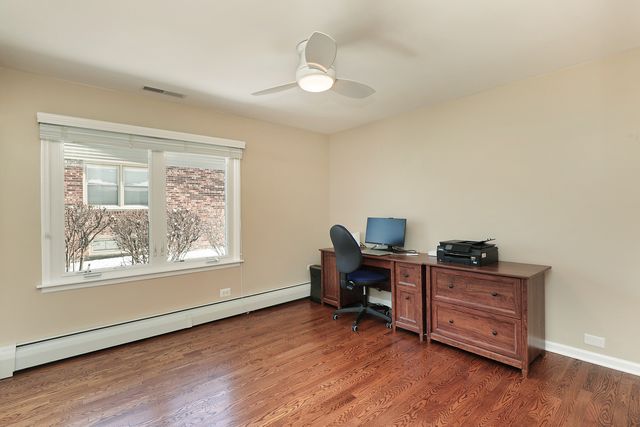 3806 Michael Lane, Glenview, IL 60026