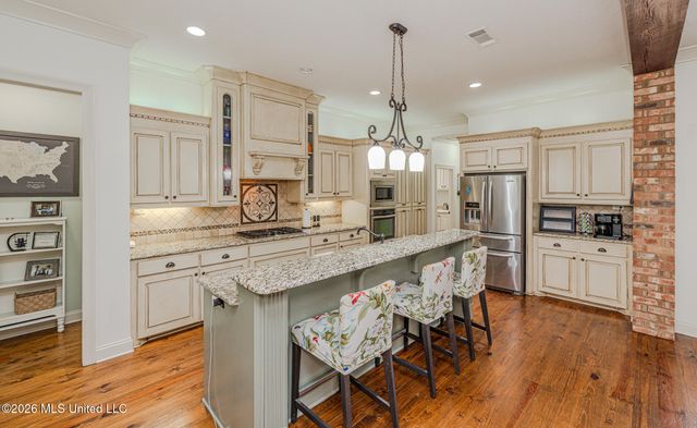 915 Timberton Drive, Pearl, MS 39208