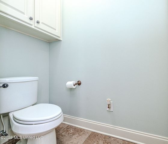 915 Timberton Drive, Pearl, MS 39208