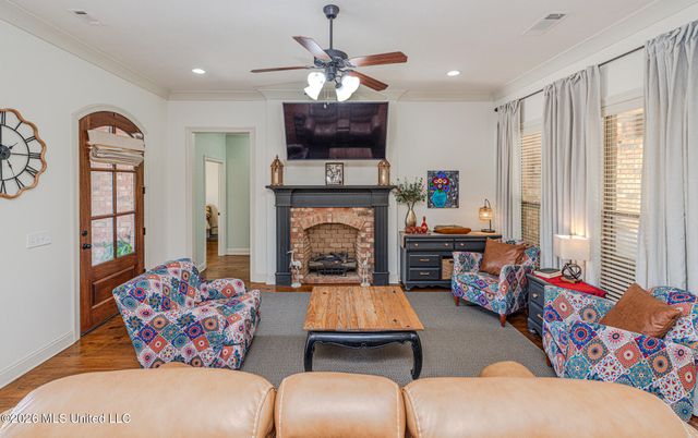 915 Timberton Drive, Pearl, MS 39208