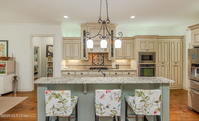 915 Timberton Drive, Pearl, MS 39208