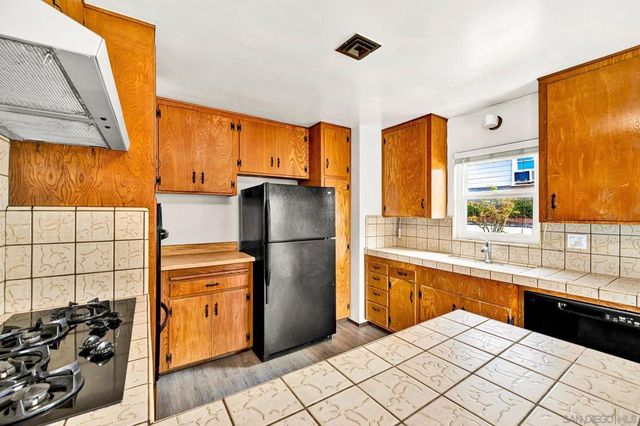 30 9th St, Del Mar, CA 92014