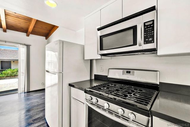 30 9th St, Del Mar, CA 92014