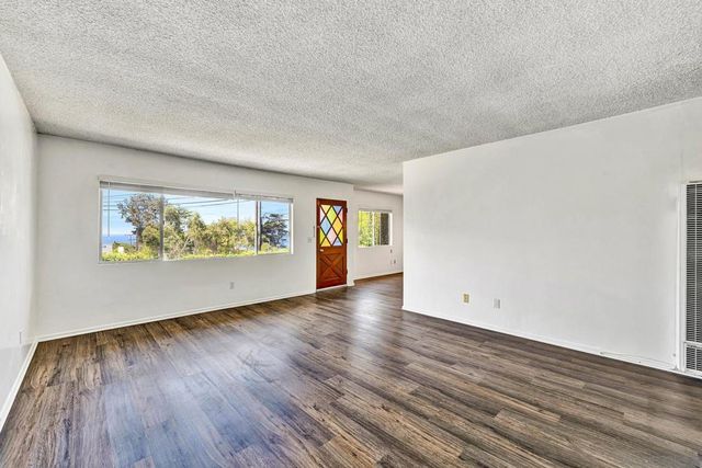 30 9th St, Del Mar, CA 92014