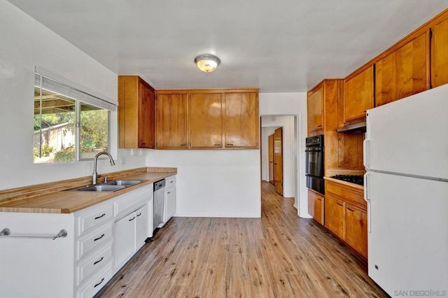 30 9th St, Del Mar, CA 92014