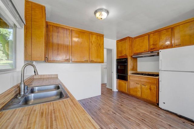 30 9th St, Del Mar, CA 92014