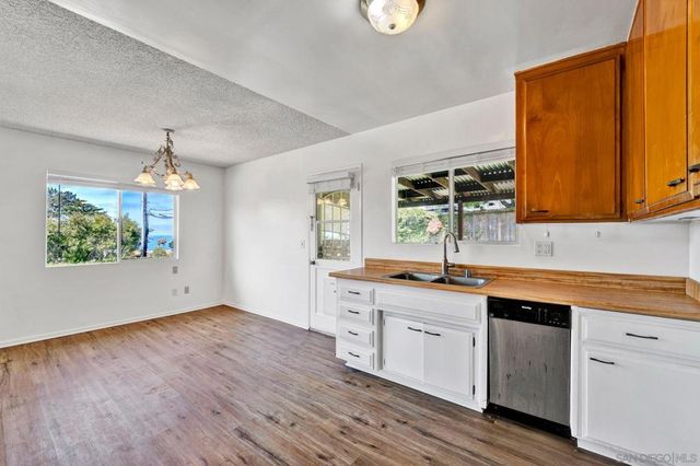30 9th St, Del Mar, CA 92014