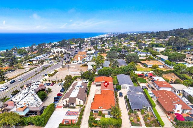 30 9th St, Del Mar, CA 92014