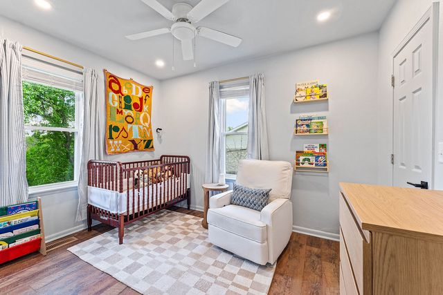 2005 Oakwood Avenue, Bentonville, AR 72712