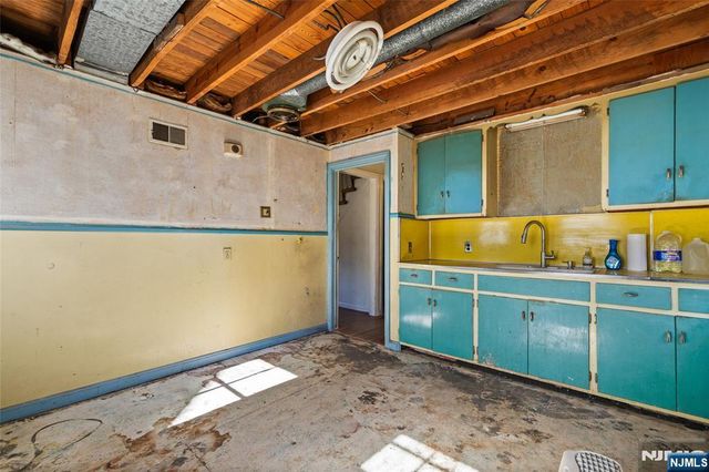 624 Scotch Plains Avenue, Westfield, NJ 07090