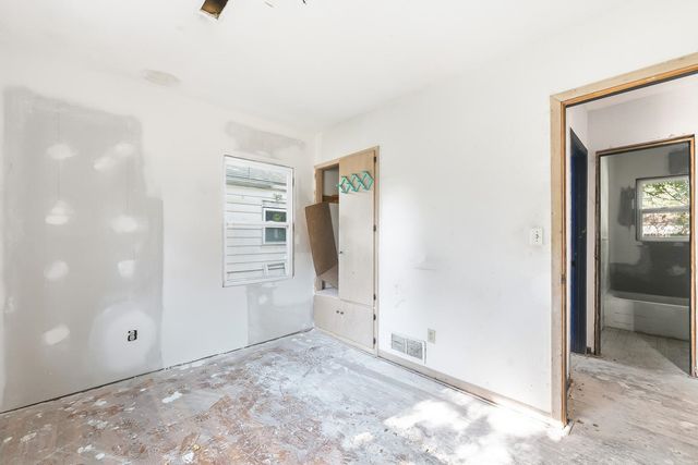 1127 S Minnesota, Wichita, KS 67211