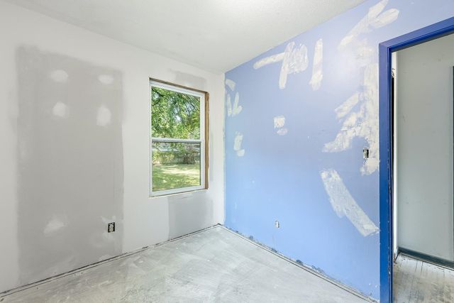 1127 S Minnesota, Wichita, KS 67211