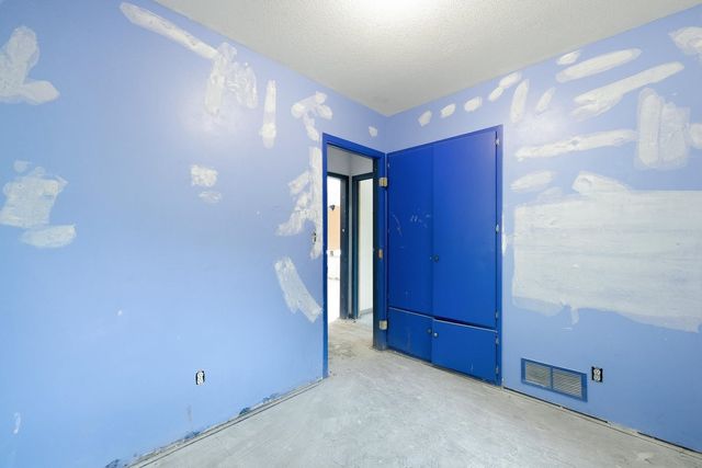 1127 S Minnesota, Wichita, KS 67211