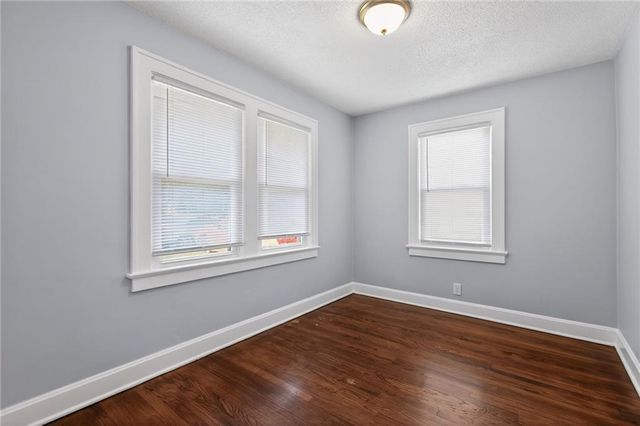 9324 E 15th Street, Independence, MO 64052