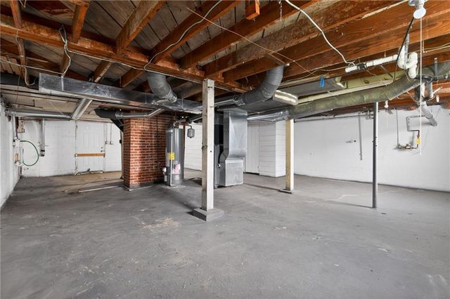 9324 E 15th Street, Independence, MO 64052