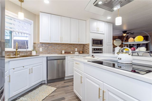 24303 Woolsey Canyon Road 45, Canoga Park, CA 91304