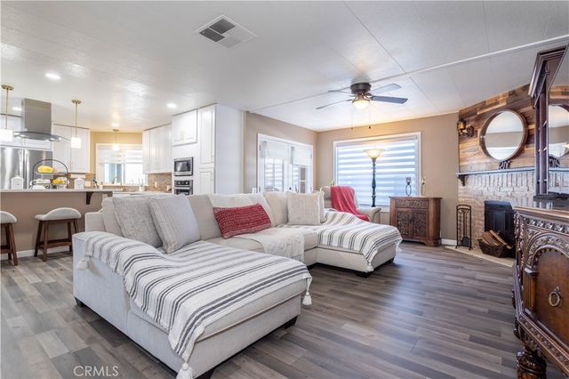 24303 Woolsey Canyon Road 45, Canoga Park, CA 91304