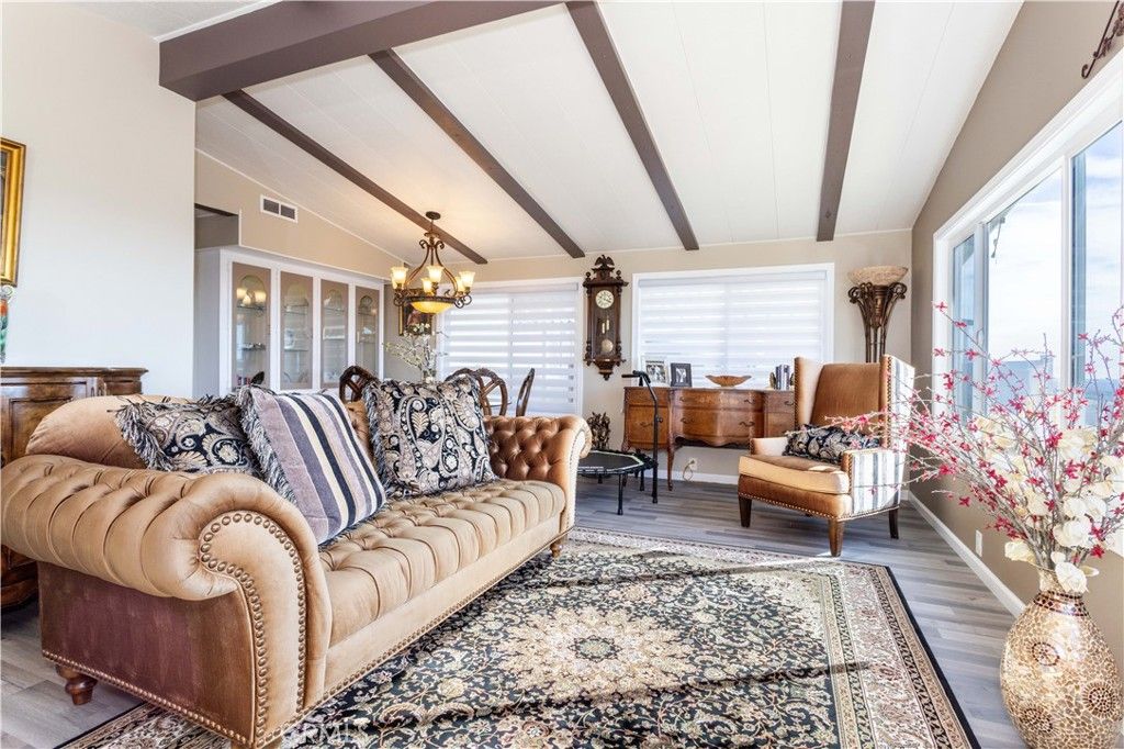 Image 13 of property listing at 24303 Woolsey Canyon Road 45, Canoga Park, CA 91304