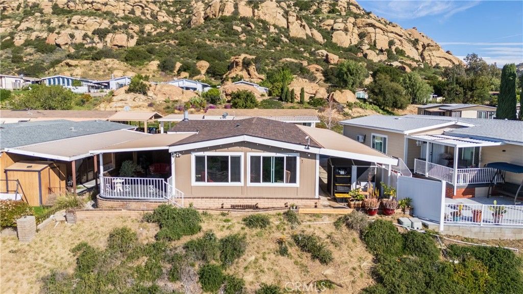 Image 38 of property listing at 24303 Woolsey Canyon Road 45, Canoga Park, CA 91304