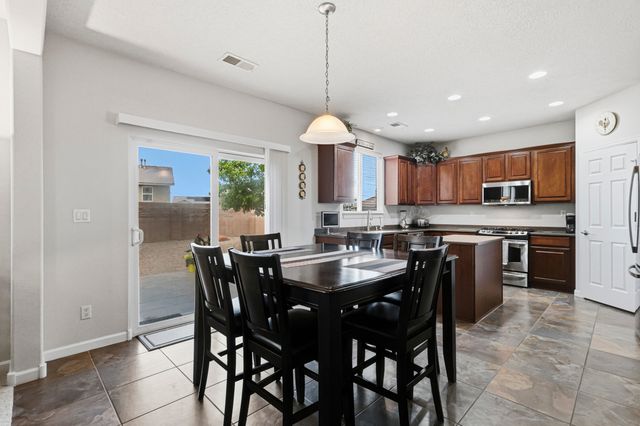 7120 Fairbanks Drive NE, Rio Rancho, NM 87144