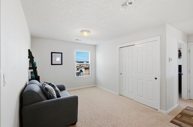 7120 Fairbanks Drive NE, Rio Rancho, NM 87144