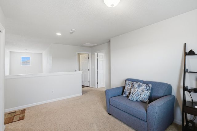 7120 Fairbanks Drive NE, Rio Rancho, NM 87144