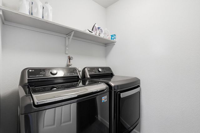 7120 Fairbanks Drive NE, Rio Rancho, NM 87144