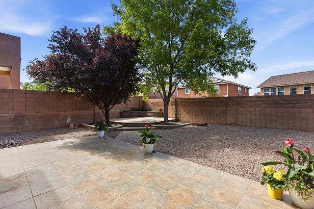 7120 Fairbanks Drive NE, Rio Rancho, NM 87144