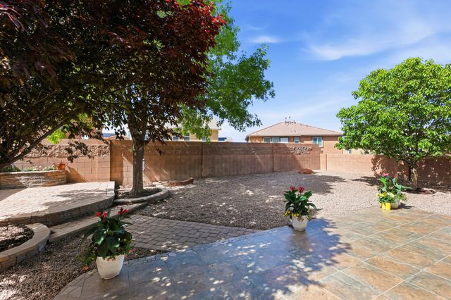 7120 Fairbanks Drive NE, Rio Rancho, NM 87144